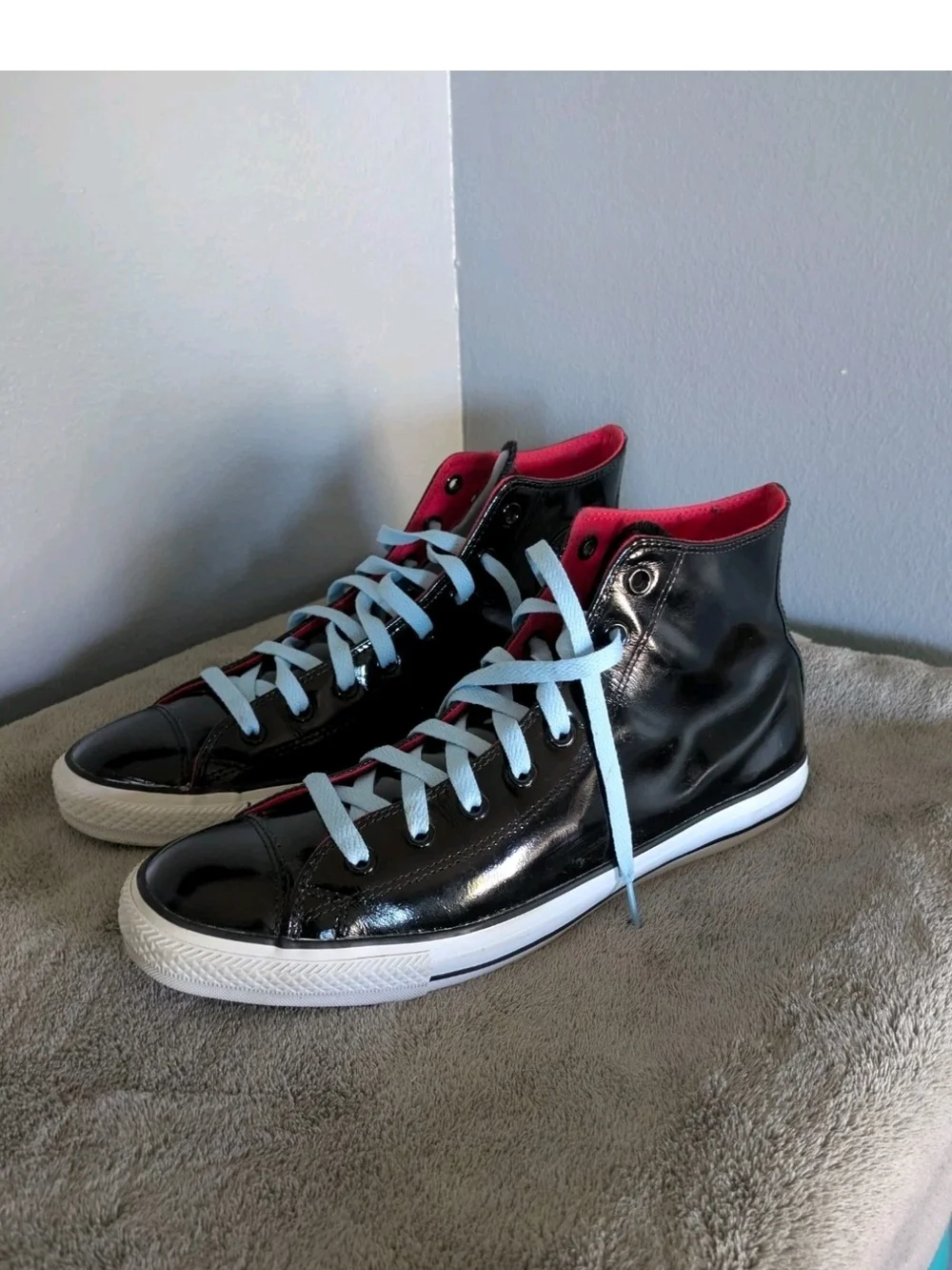 Converse All Star Patent Leather High Top Shoes Size 11.5 Men Chucks Clean!